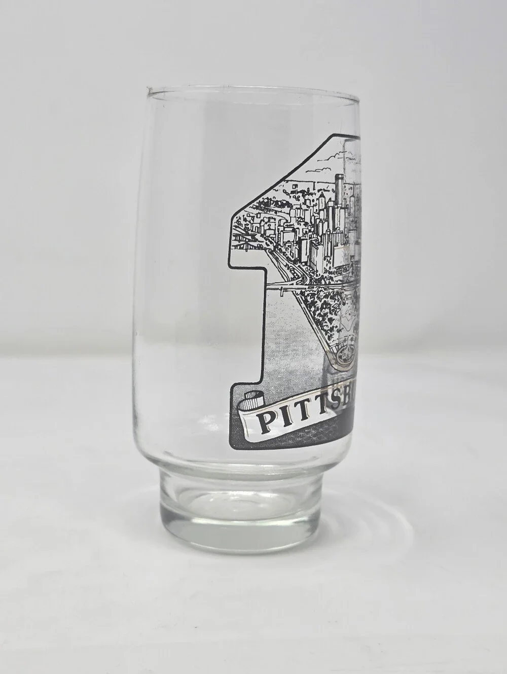 Vintage 1985 Pittsburgh Skyline #1 Collector Glass